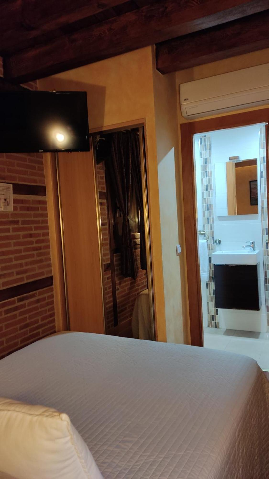 Hostal Segovia Adults Only Quarto foto