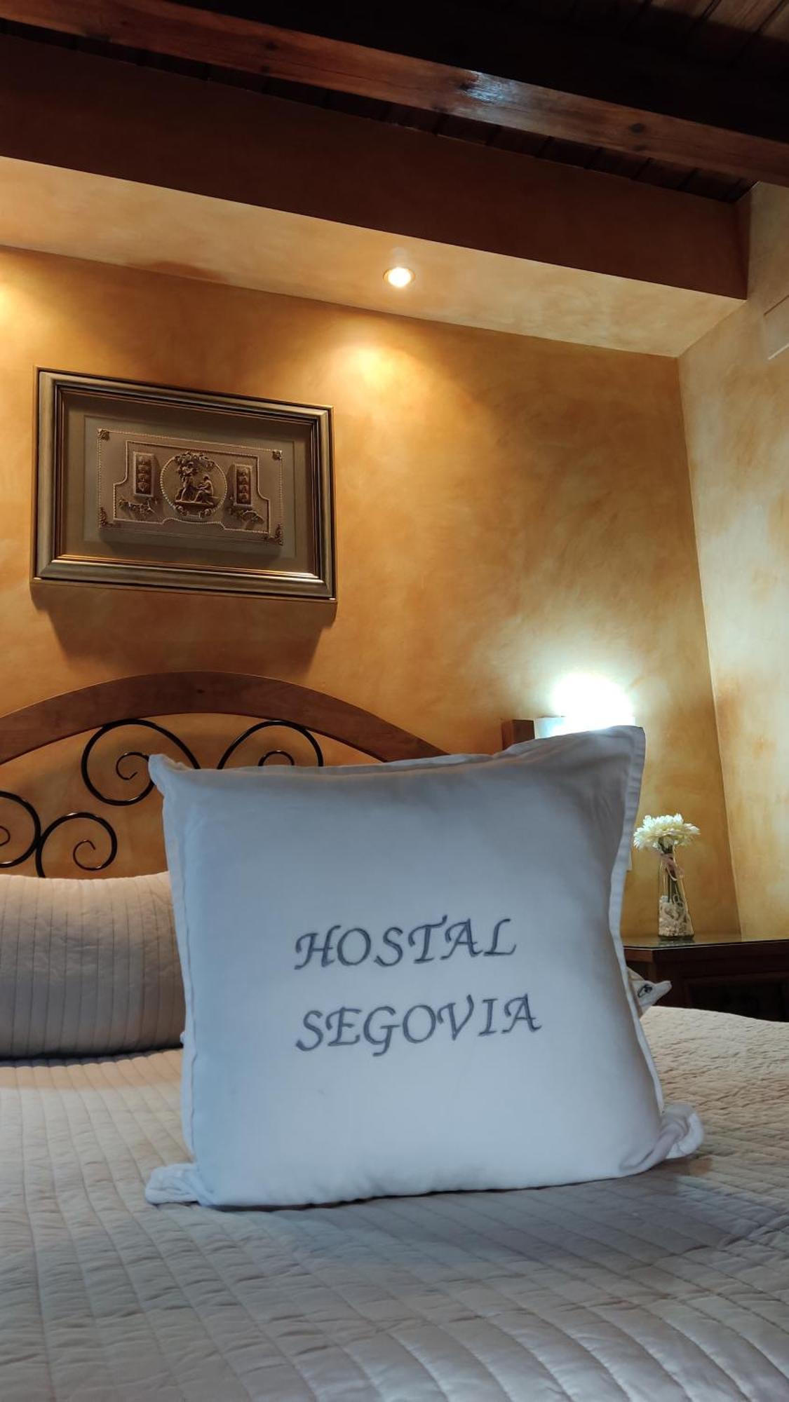 Hostal Segovia Adults Only Quarto foto