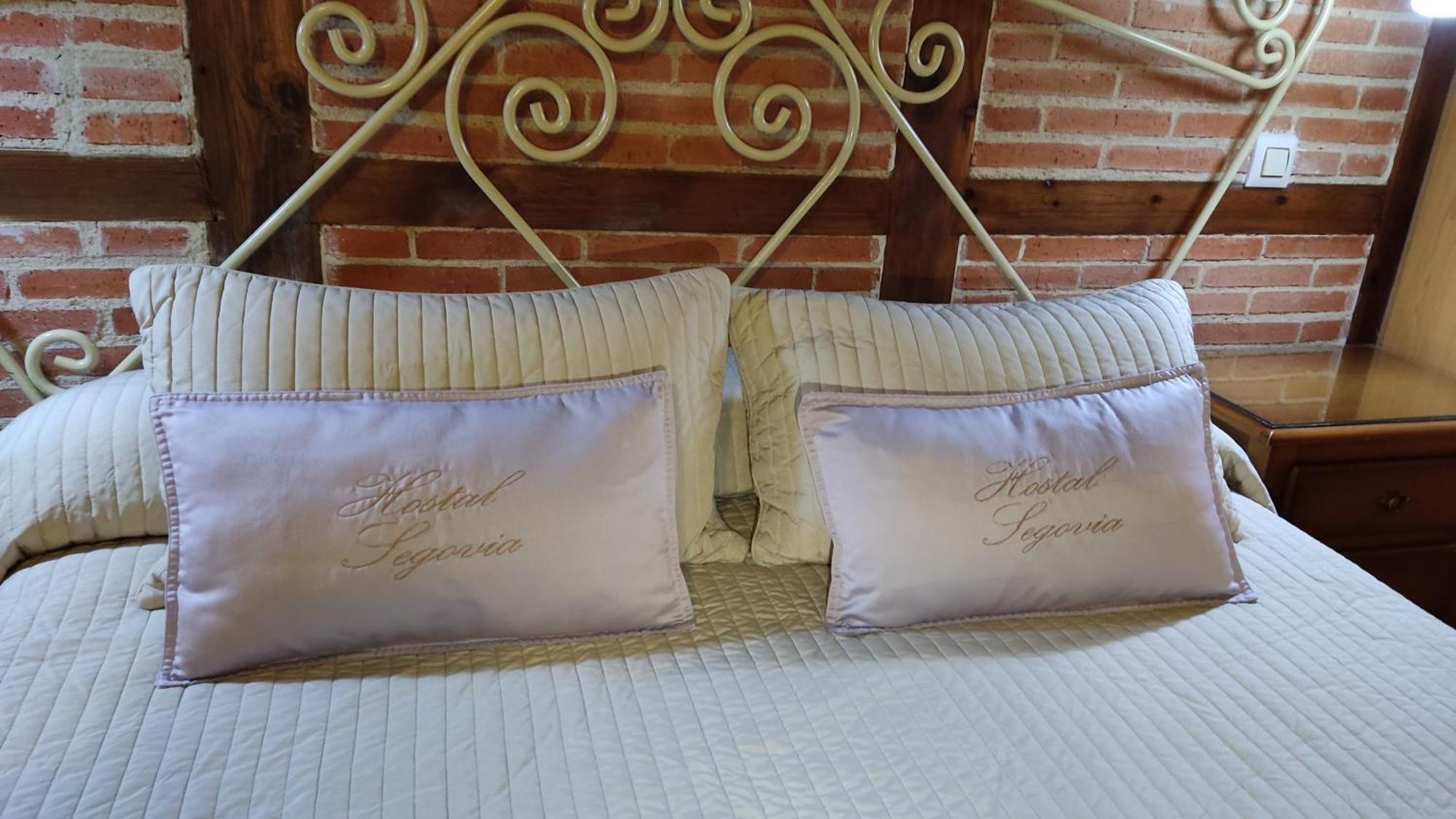 Hostal Segovia Adults Only Quarto foto